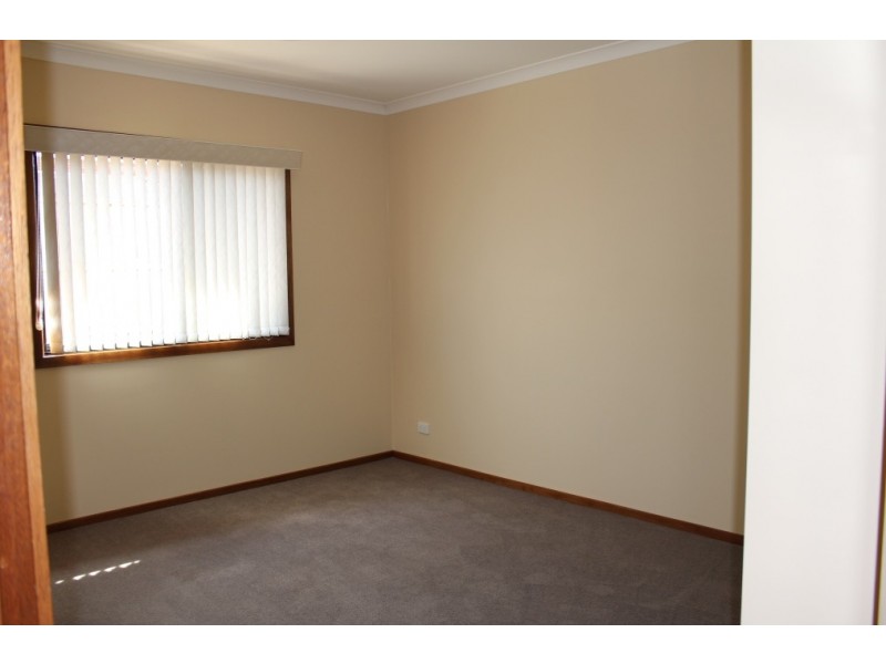 25 Ruth Bedford Street, Franklin ACT 2913