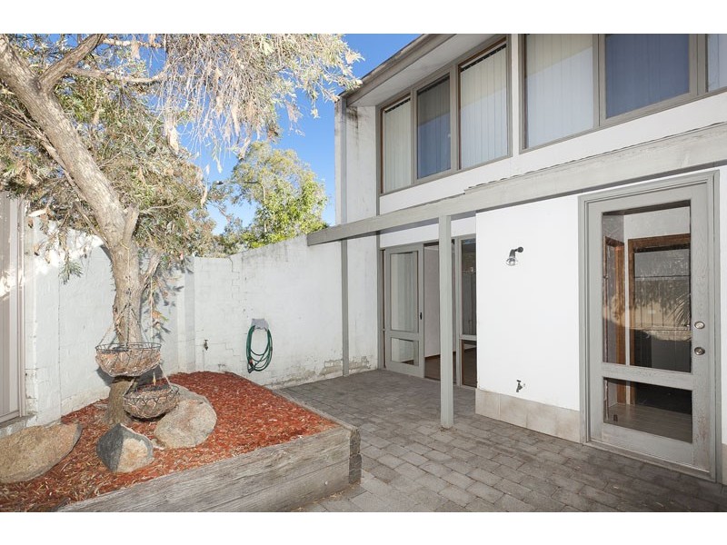 6 Crick Place, Belconnen ACT 2617