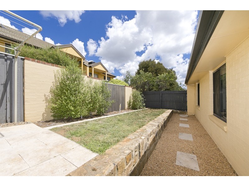 33 Lampard Circuit, Bruce ACT 2617