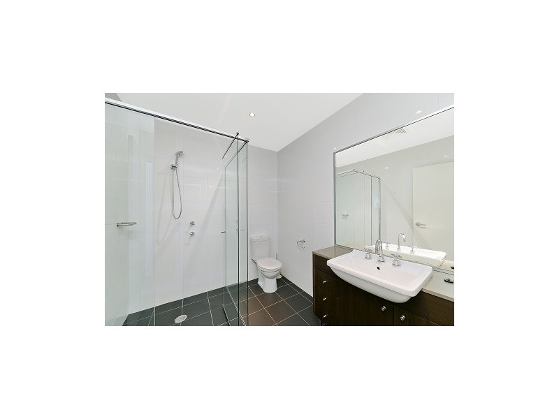 71/395 antill street, Watson ACT 2602