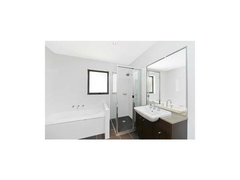 71/395 antill street, Watson ACT 2602