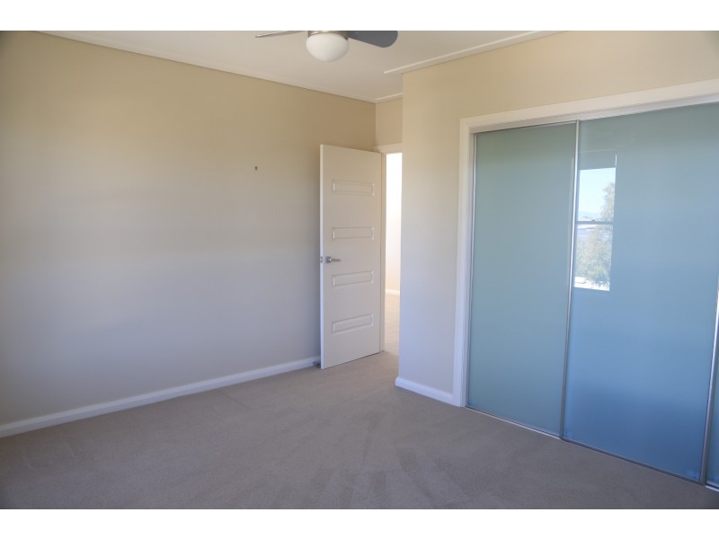 27 Quinane Avenue, Forde ACT 2914