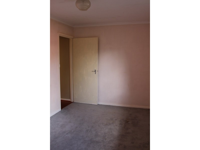 8 Jarvis Place, Macquarie ACT 2614
