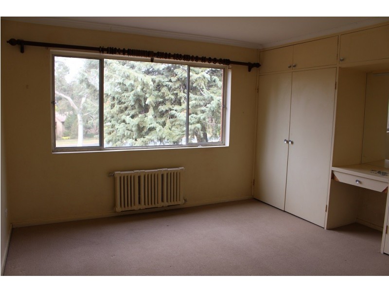 1/19 Biraban Place, Macquarie ACT 2614