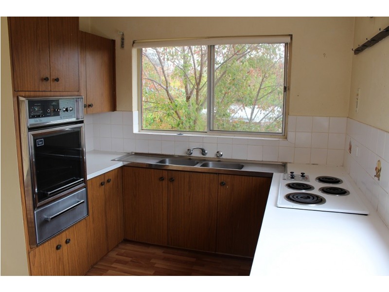 2/19 Biraban Place, Macquarie ACT 2614