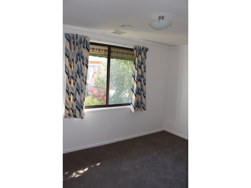 137 Chuculba Crescent, Giralang ACT 2617