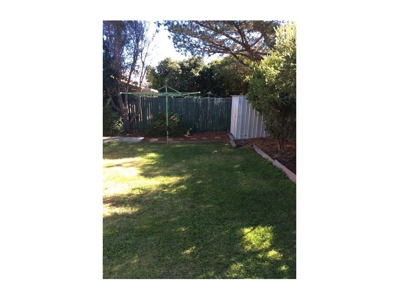 52 Britten-Jones Drive, Holt ACT 2615