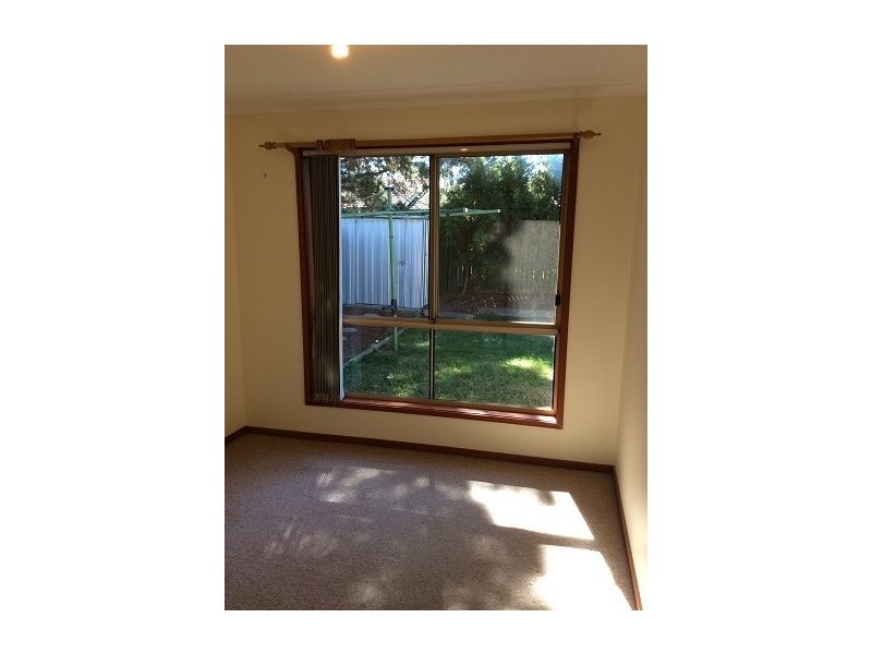 52 Britten-Jones Drive, Holt ACT 2615