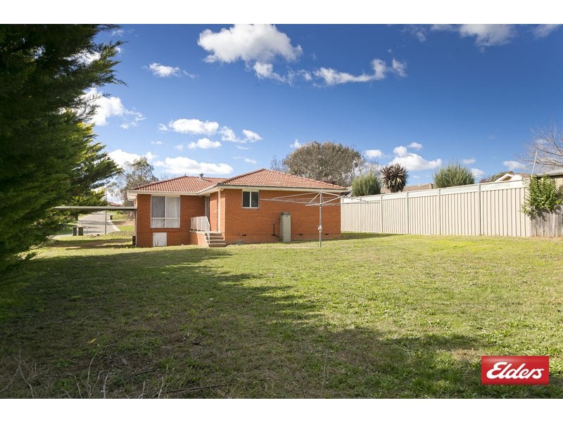 13 Wolff Crescent, Latham ACT 2615