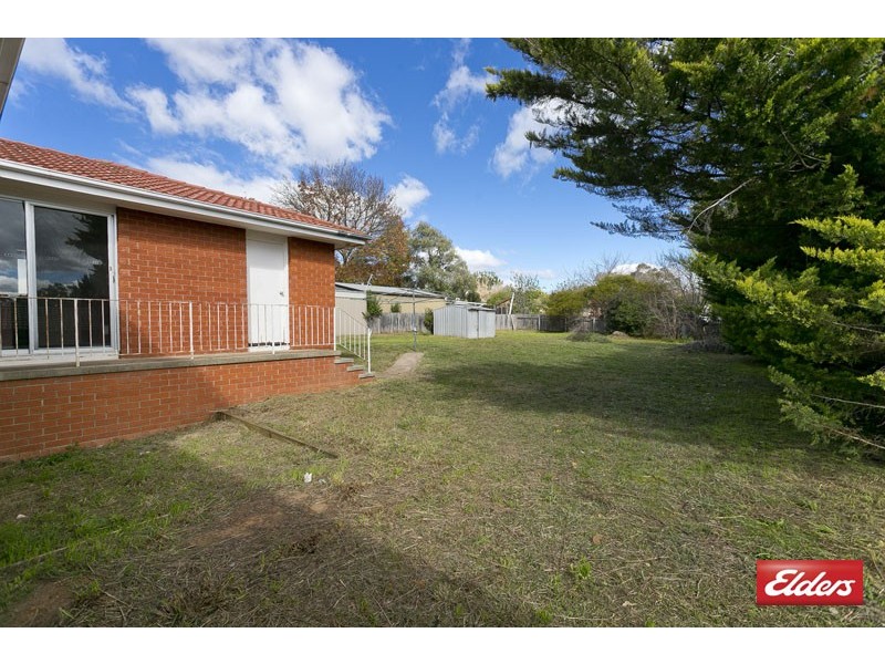 13 Wolff Crescent, Latham ACT 2615