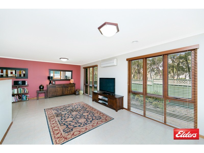 113 Dexter Street, Cook ACT 2614