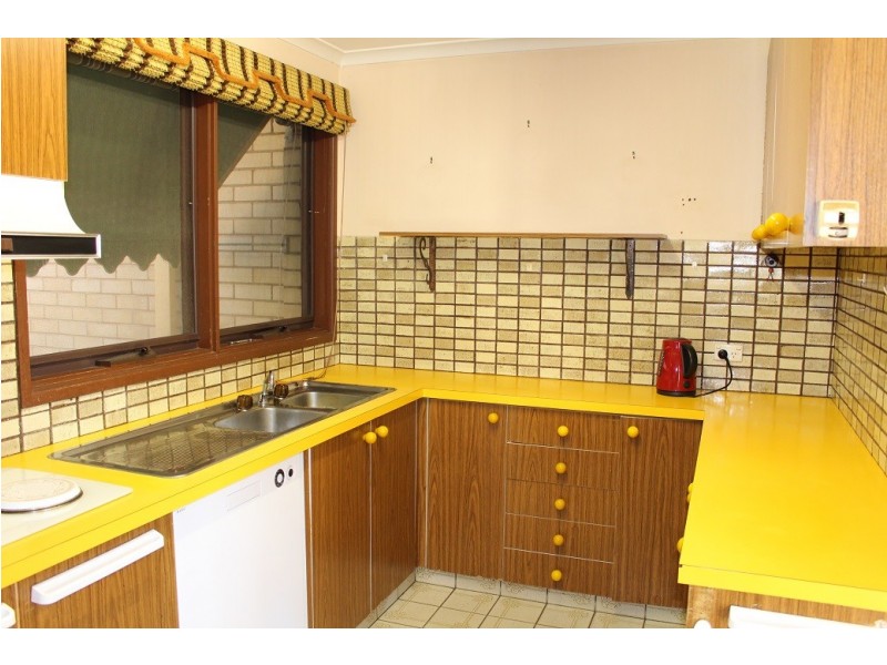 18 Teague Street, Cook ACT 2614