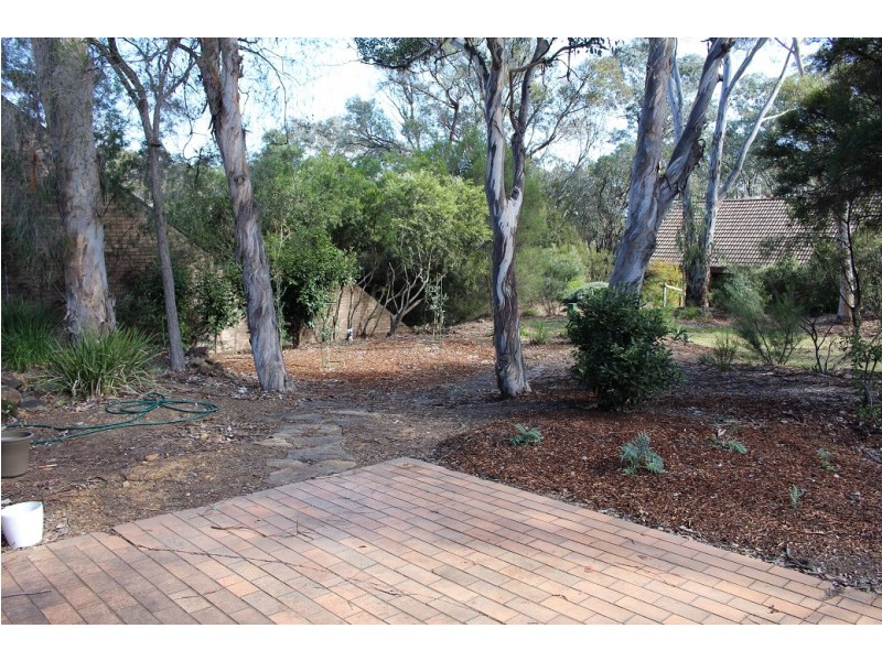 77 Wybalena Grove, Cook ACT 2614