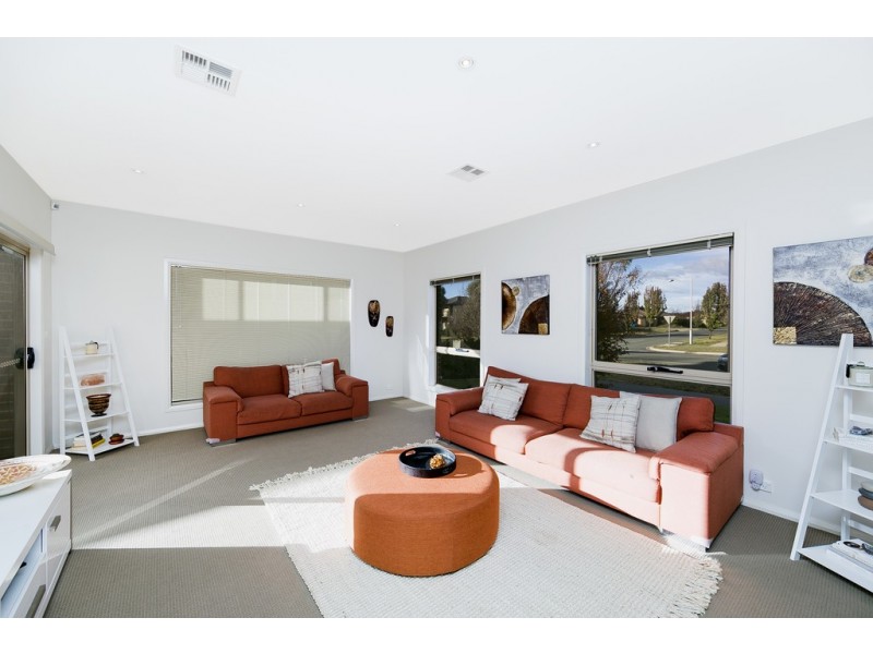 157 Hoskins Street, Franklin ACT 2913