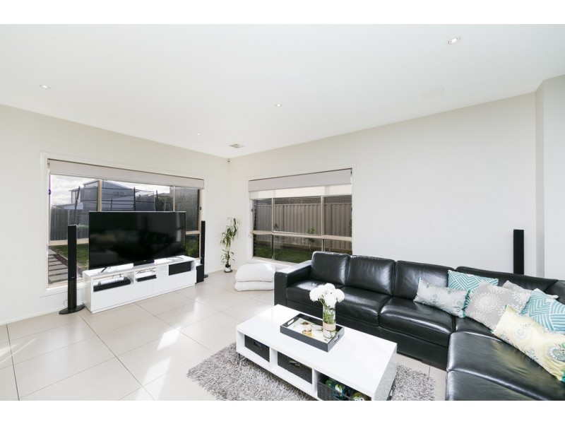 157 Hoskins Street, Franklin ACT 2913