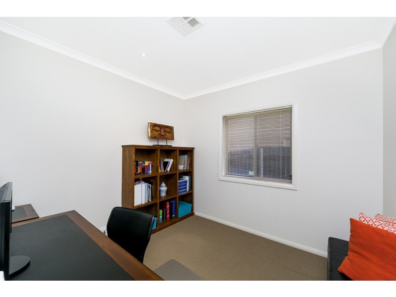 157 Hoskins Street, Franklin ACT 2913