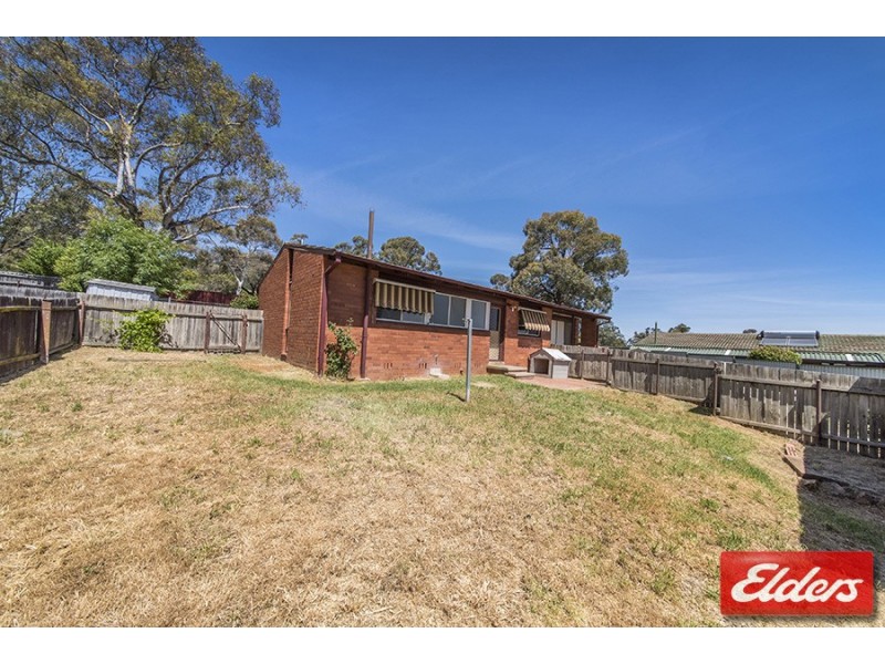 36 McDougall Street, Charnwood ACT 2615