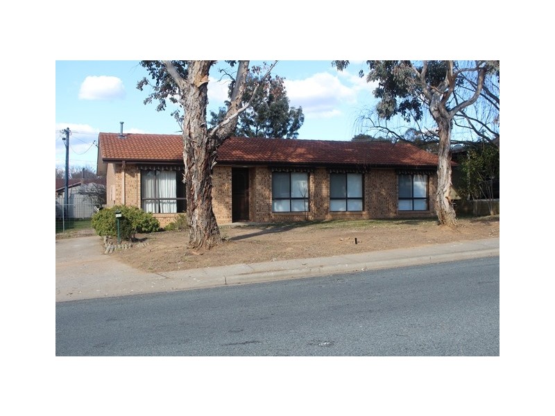 111 Ratcliffe Crescent, Florey ACT 2615