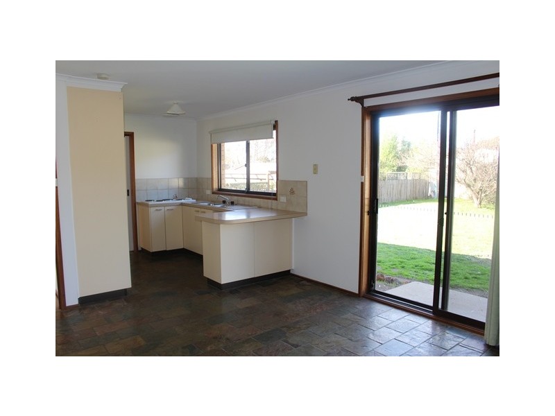 111 Ratcliffe Crescent, Florey ACT 2615