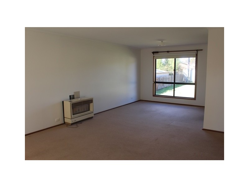 111 Ratcliffe Crescent, Florey ACT 2615