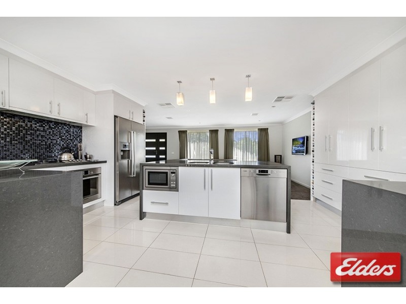 10 Glencross Street, Chisholm ACT 2905