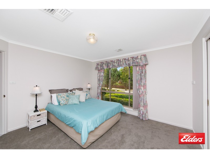 27 Tiptree Crescent, Palmerston ACT 2913