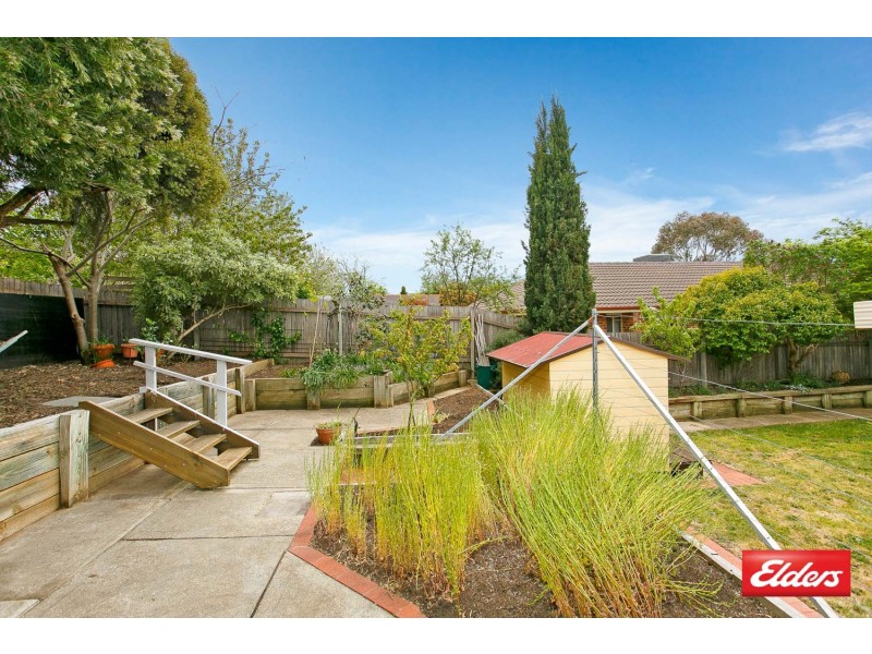 27 Tiptree Crescent, Palmerston ACT 2913