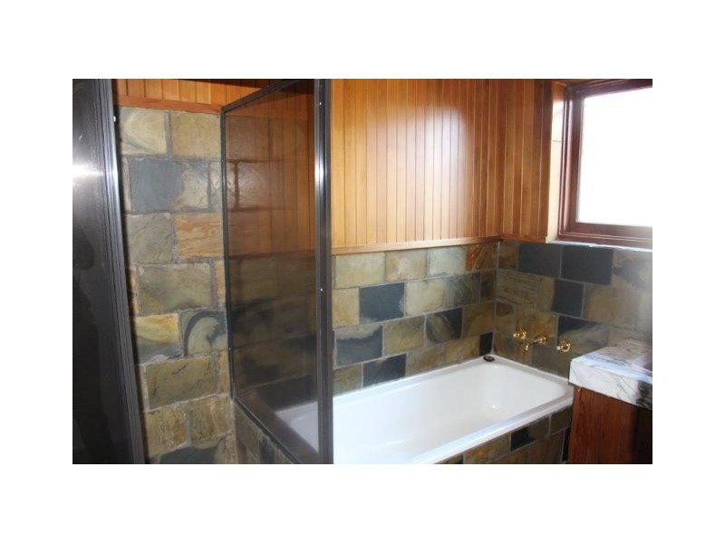 11 Arabana Street, Aranda ACT 2614