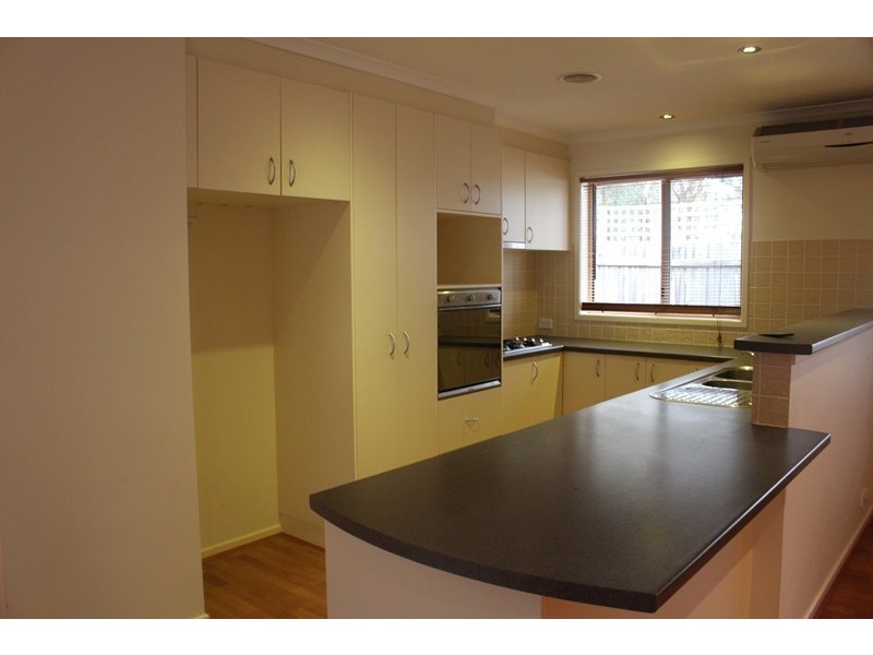 10 Cecil Place, Dunlop ACT 2615