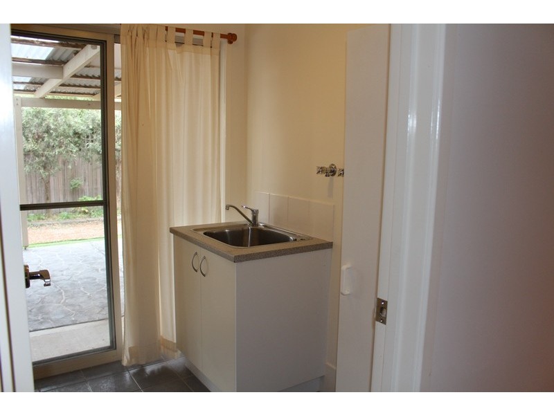 10 Cecil Place, Dunlop ACT 2615