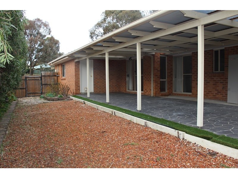 10 Cecil Place, Dunlop ACT 2615