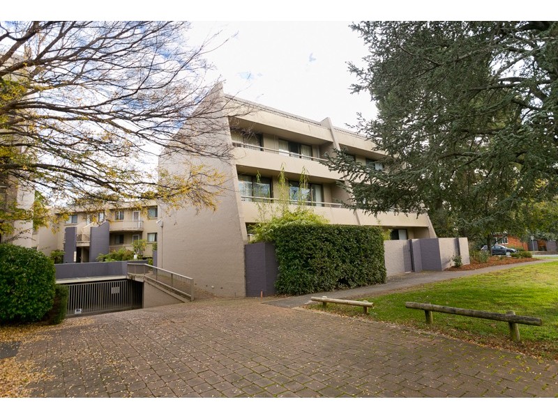 212/10 Currie Crescent, Griffith ACT 2603