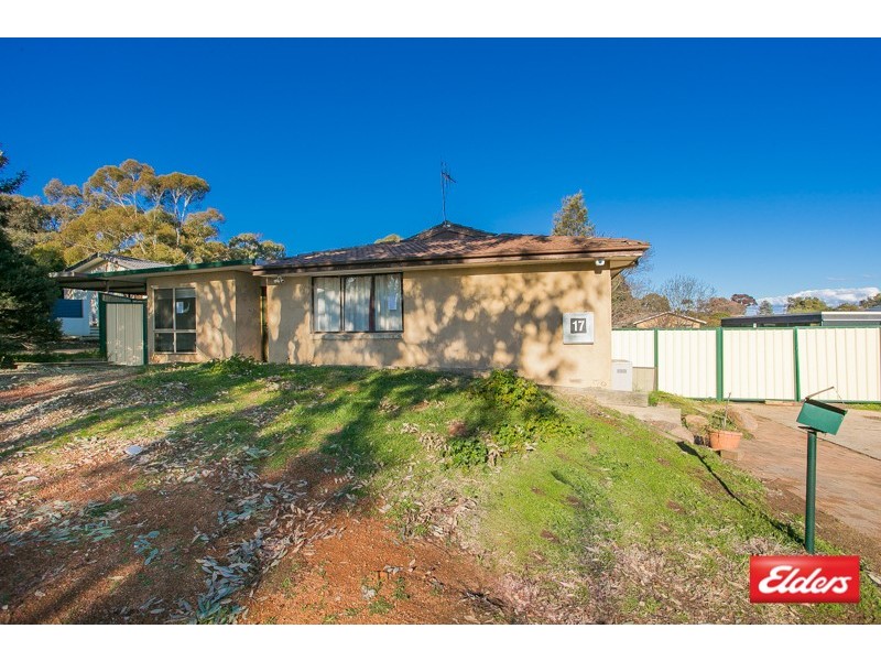 17 Berghofer Court, Charnwood ACT 2615