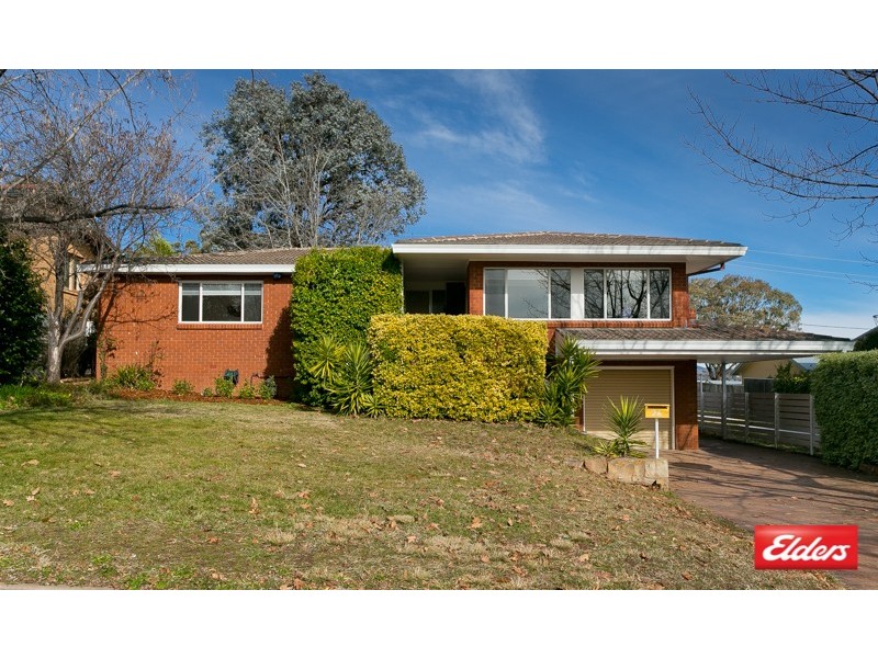 26 Bamford Street, Hughes ACT 2605