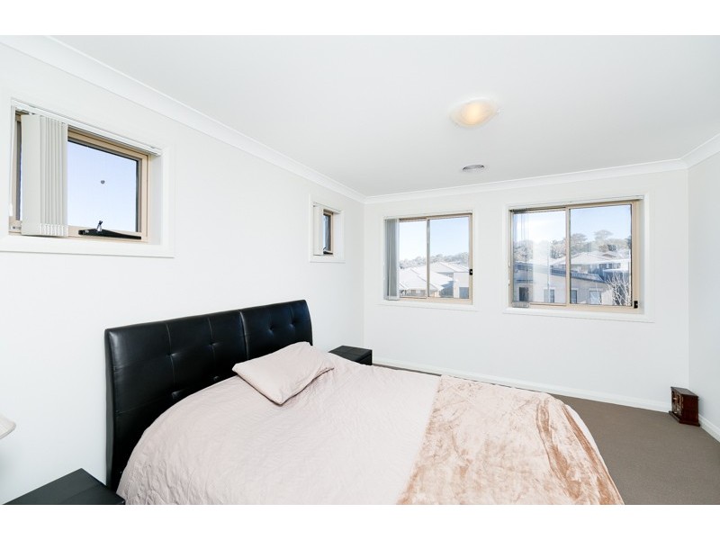 8 Macandie Street, Casey ACT 2913