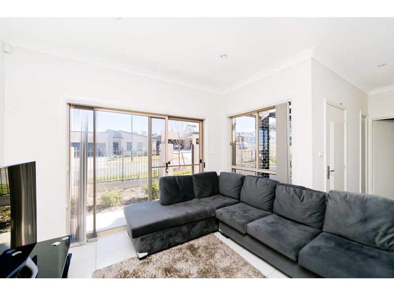 8 Macandie Street, Casey ACT 2913