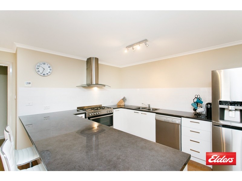 8 Boelke Place, Macgregor ACT 2615