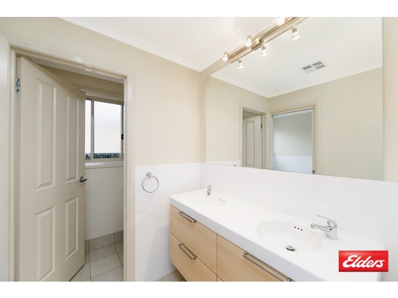 8 Boelke Place, Macgregor ACT 2615