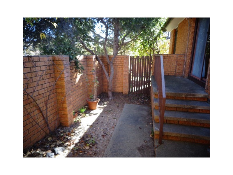 21/2 Sexton Street, Cook ACT 2614