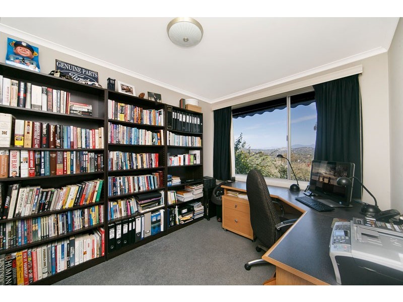 7 Collingridge Street, Weston ACT 2611