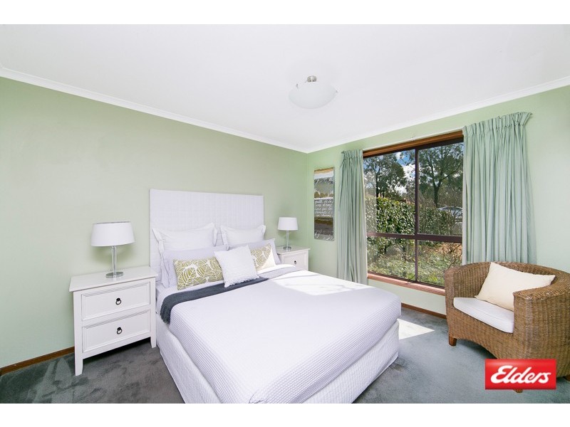 10 Lidgett Place, Florey ACT 2615