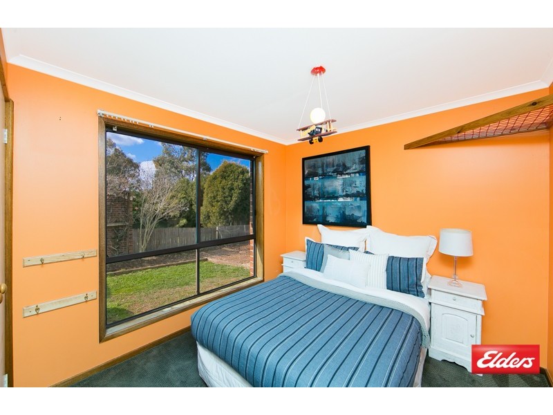 10 Lidgett Place, Florey ACT 2615