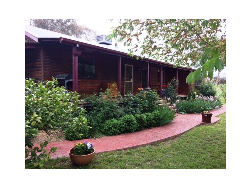 4 Woods Close, Murrumbateman NSW 2582