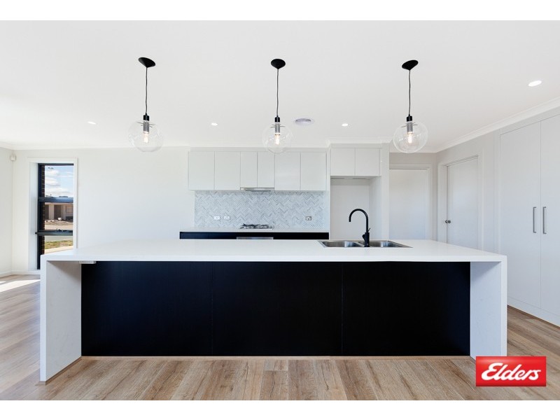 93 Lance Hill Avenue, Dunlop ACT 2615