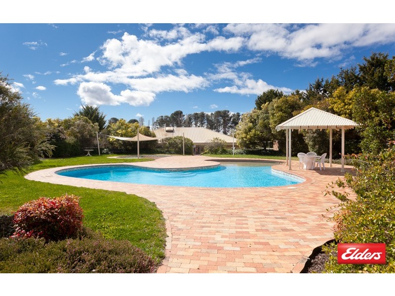 68 Banksia Drive, Symonston ACT 2609