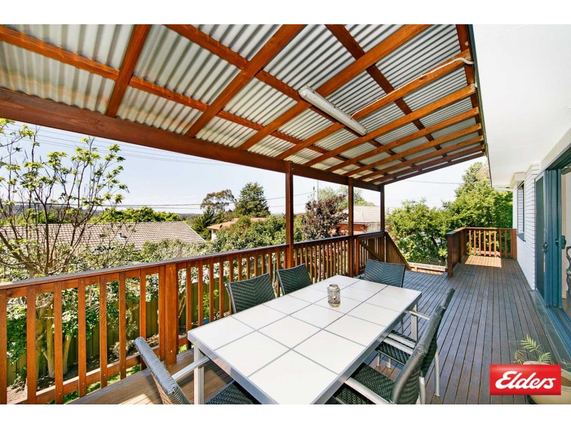 17 Hensman Street, Latham ACT 2615