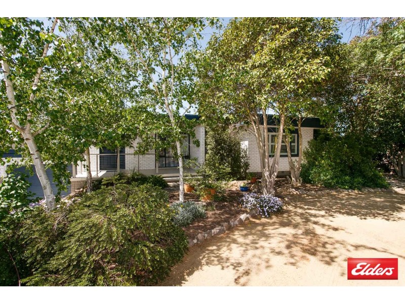 17 Hensman Street, Latham ACT 2615
