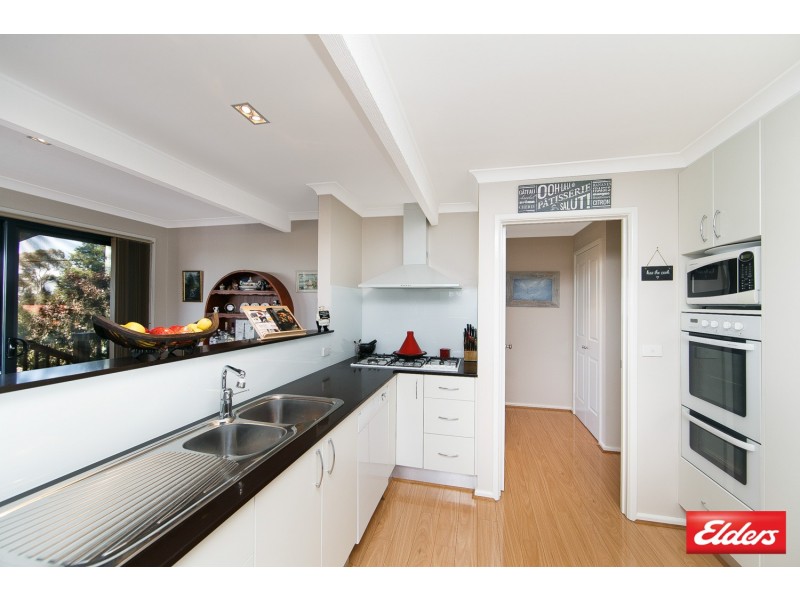 17 Hensman Street, Latham ACT 2615