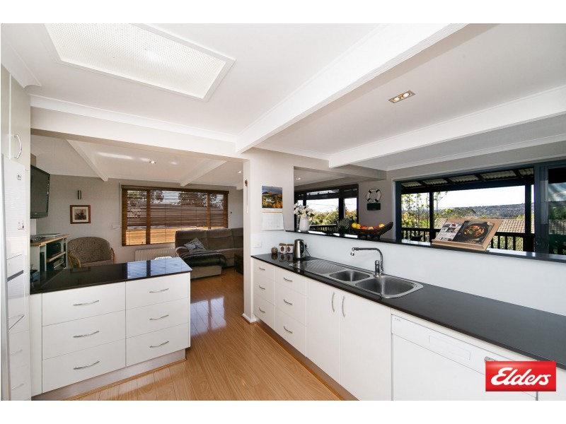 17 Hensman Street, Latham ACT 2615
