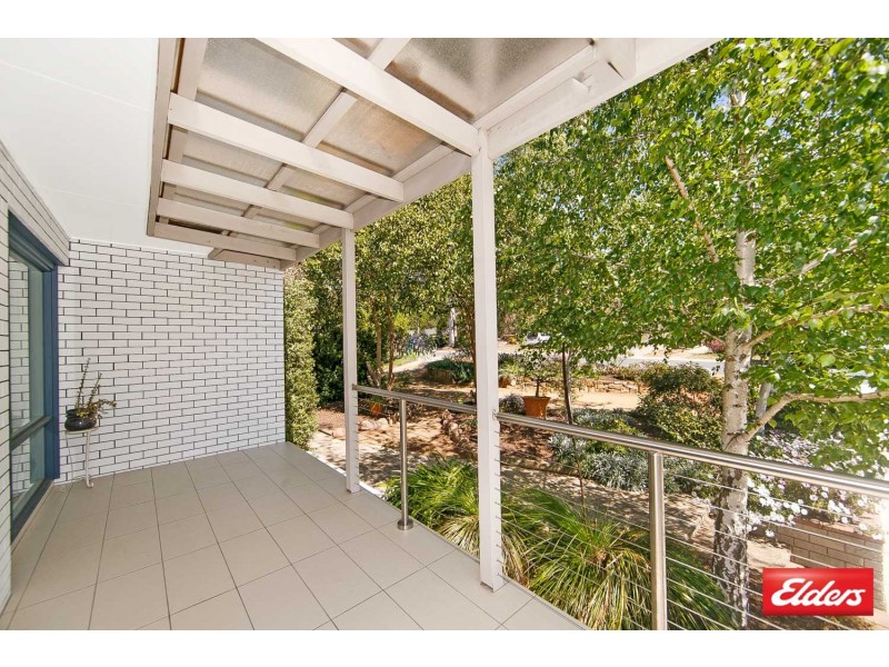 17 Hensman Street, Latham ACT 2615